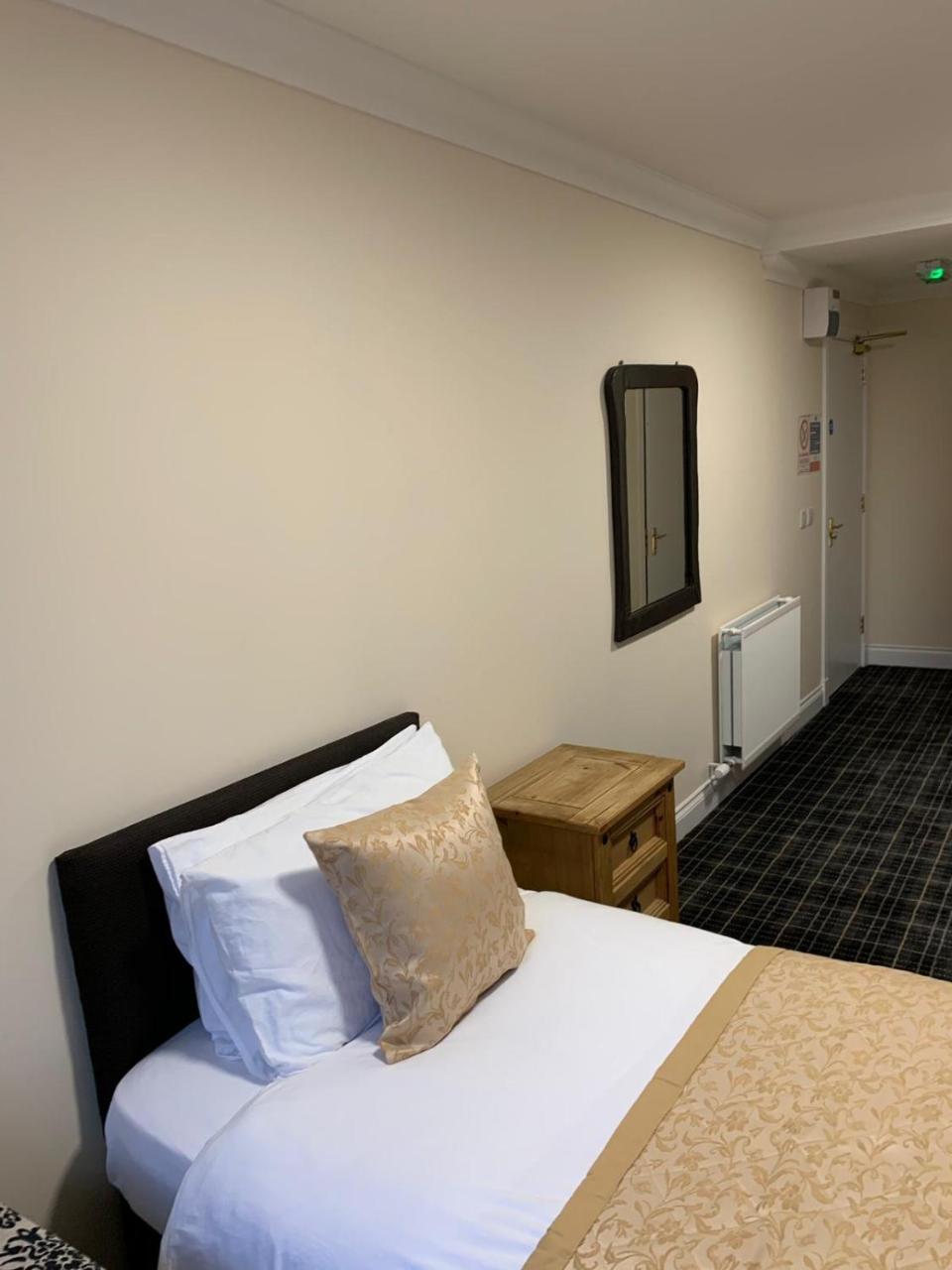Waverley Inn Lodge Dingwall Zewnętrze zdjęcie